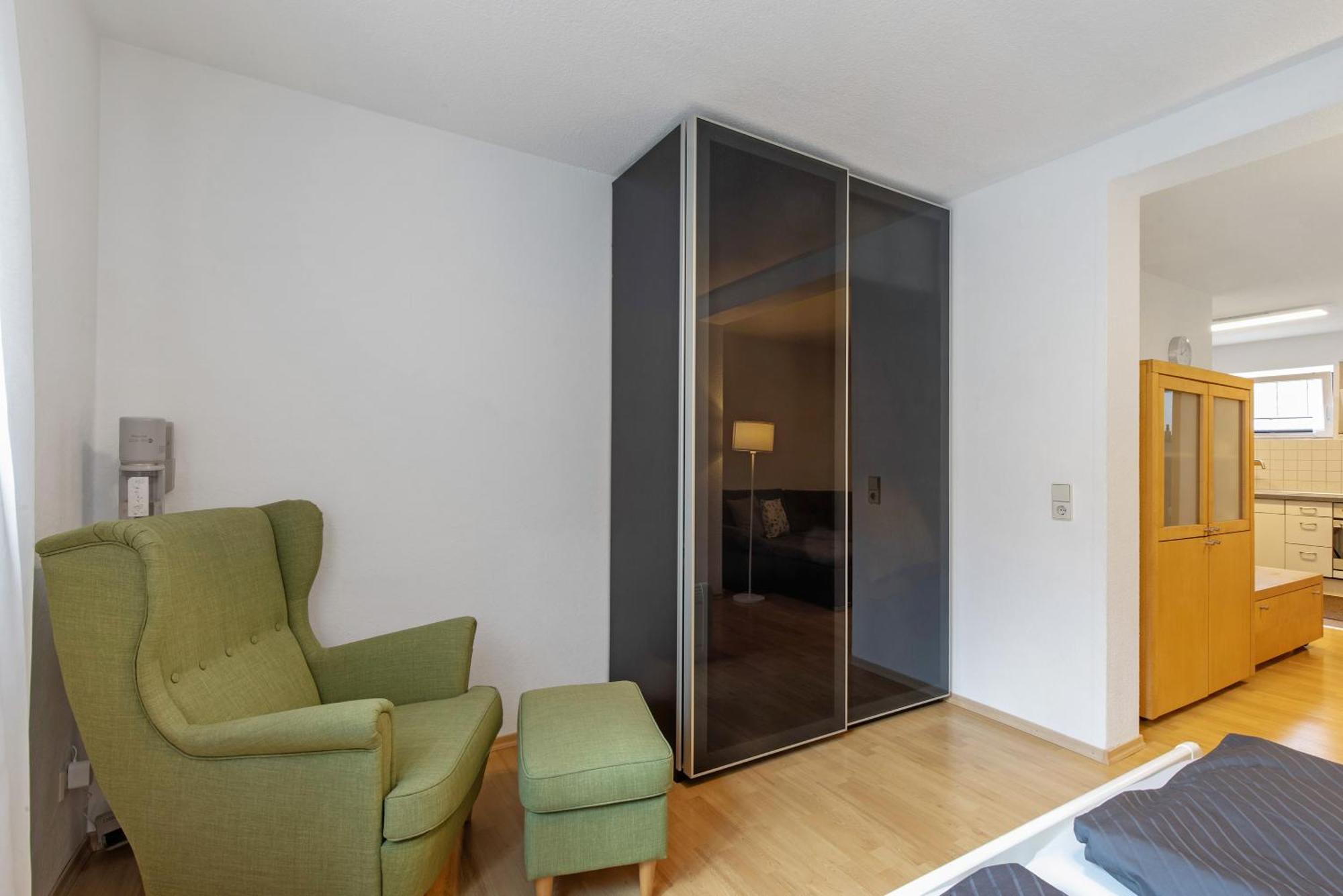 Ferienwohnung Emilia, 36Qm Münsingen Екстериор снимка