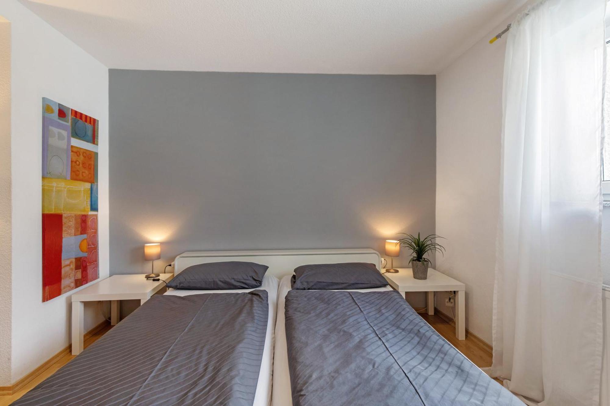 Ferienwohnung Emilia, 36Qm Münsingen Екстериор снимка