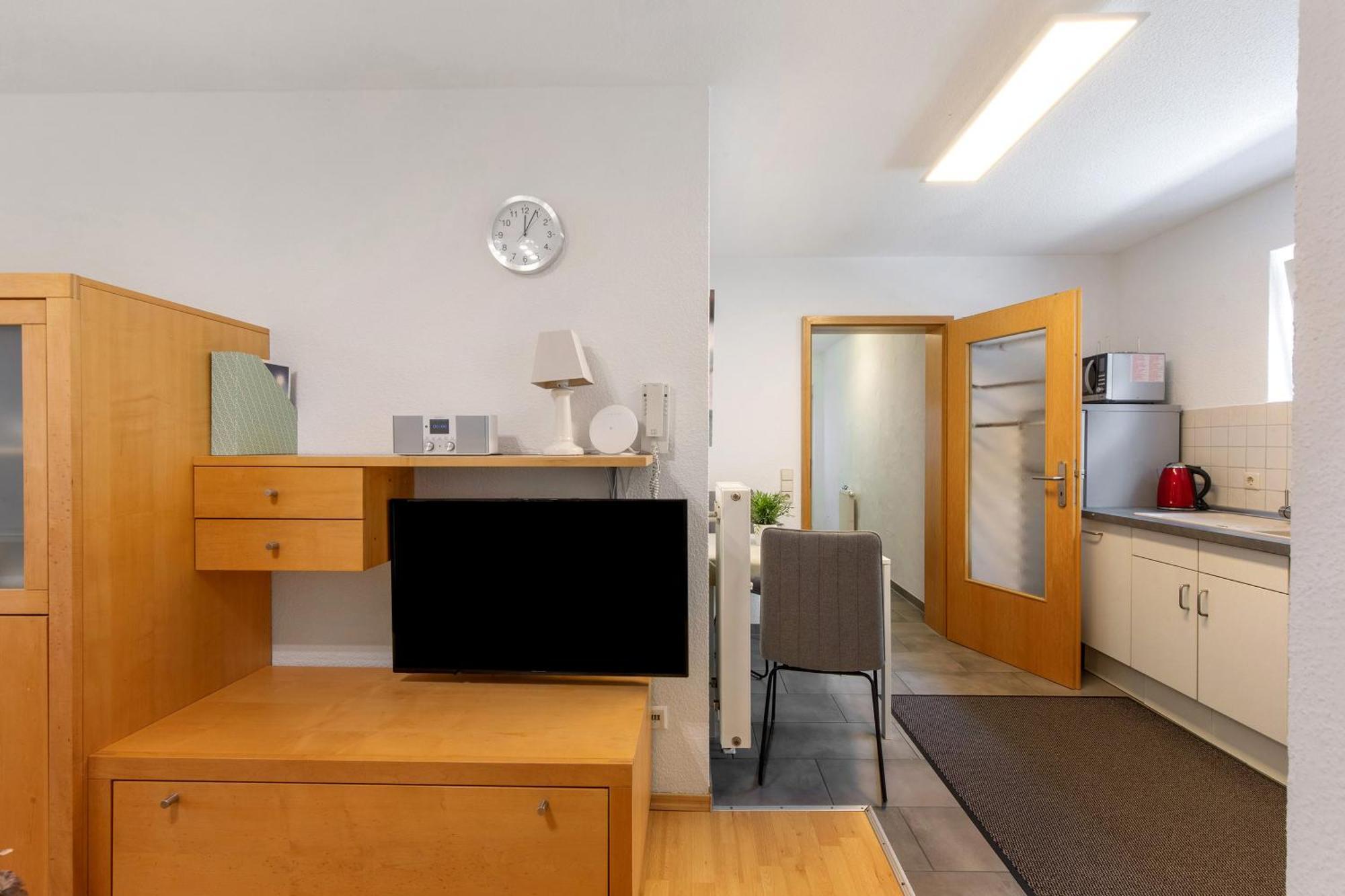 Ferienwohnung Emilia, 36Qm Münsingen Екстериор снимка
